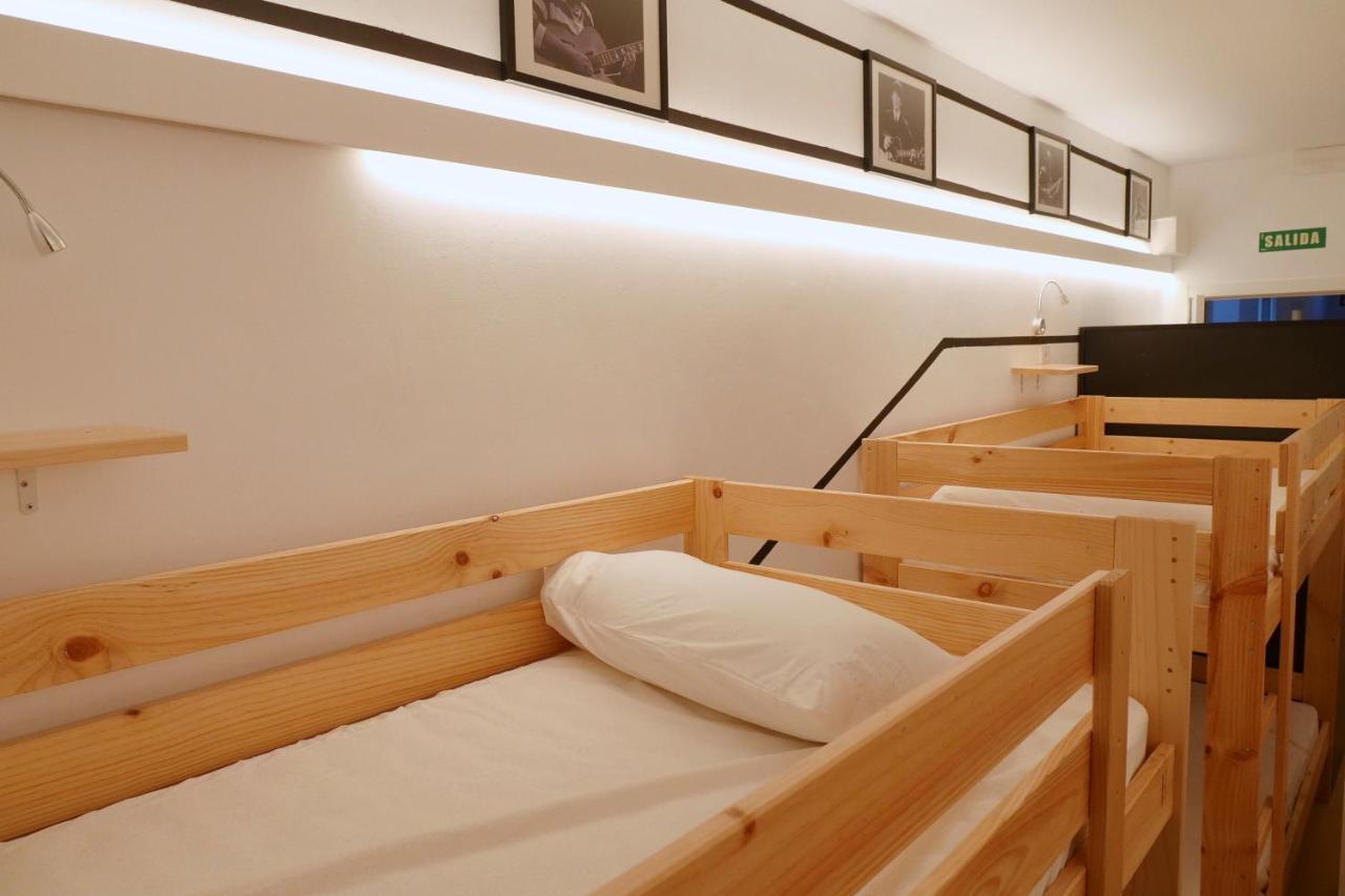 Guitar Hostel Bilbao Eksteriør billede